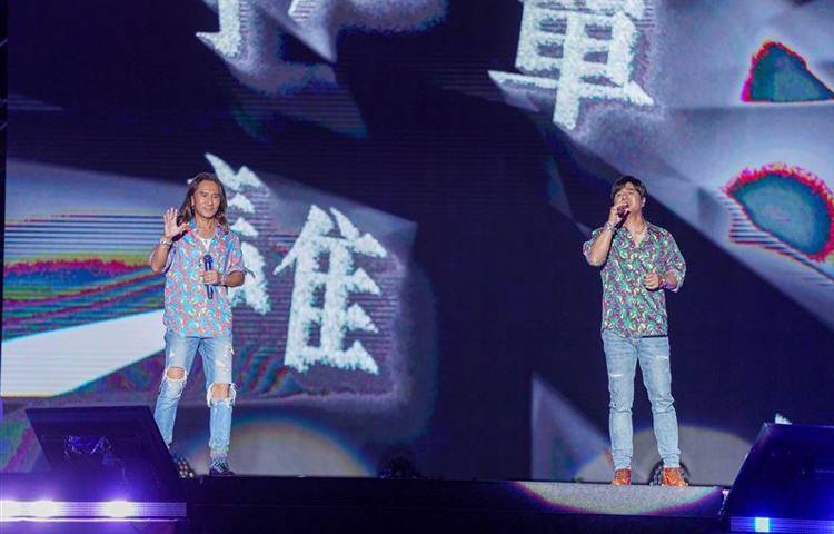 圖二：桃園珍珠海岸國際音樂節首日熱翻，動力火車壓軸：辛苦大家等待了。